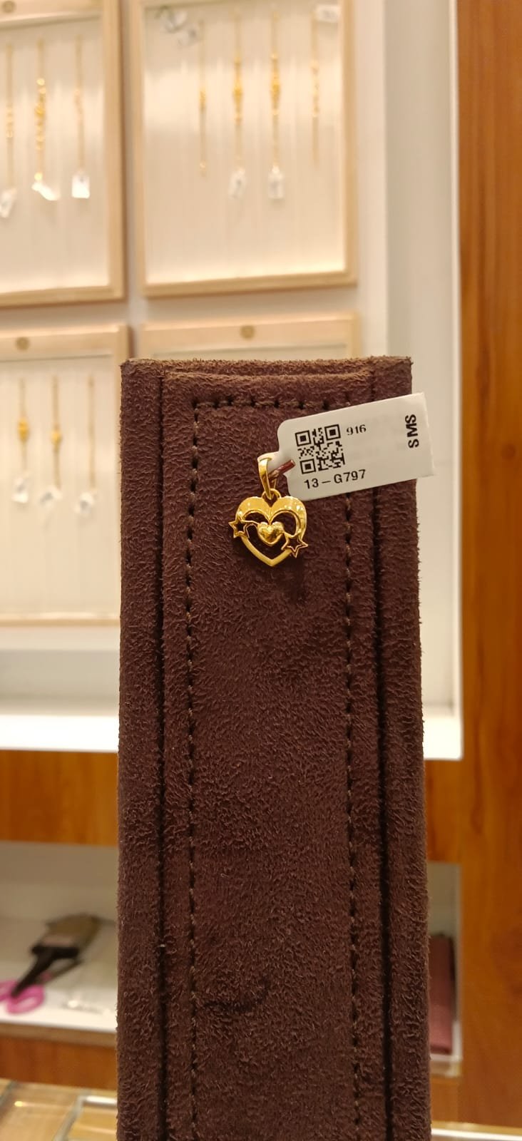 Single Hook Dollar
